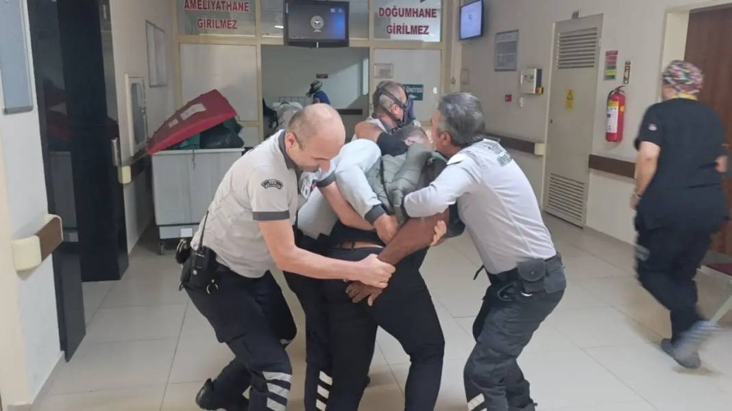 Manavgat’ta Film Seti Gibi Tatbikat: Hasta Yakınları Gerçek Sandı! 7